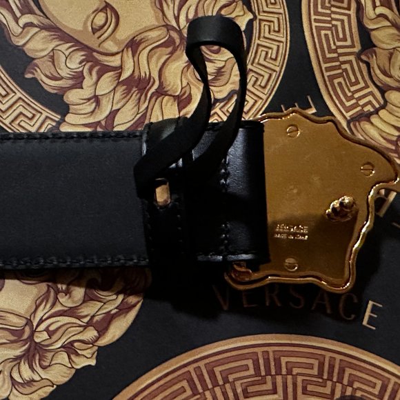 Versace Palazzo Belt Medusa Head Gold Authentic main image 8